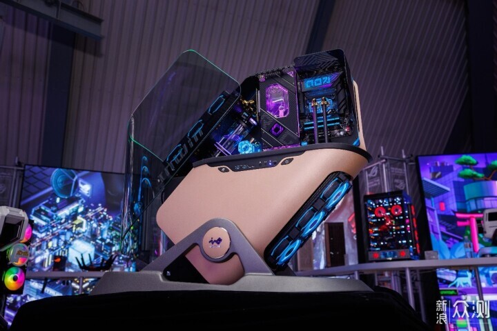ROG DAY 2025 來啦!世代的強大戰力來了!_新浪眾測