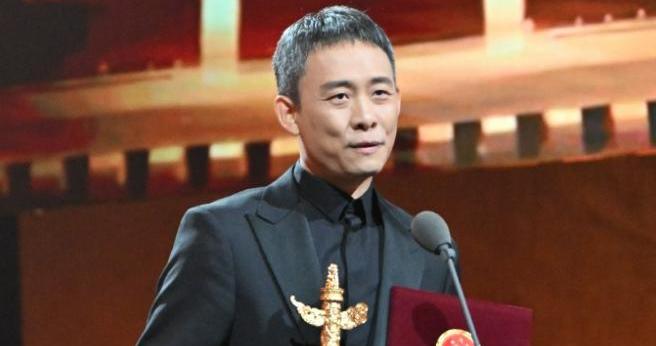 华表奖获奖名单出炉！张译“二封”影帝，惠英红获影后落泪：我的生命就是电影