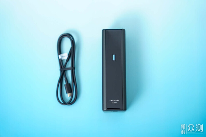 開箱直接炸場!210W充電寶把是什麼體驗?_新浪眾測