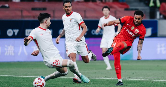 新民体育丨海港终于快熬出头了！