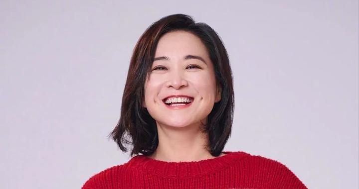 贾玲全资持股大碗娱乐，之前宣布不再担任公司职务