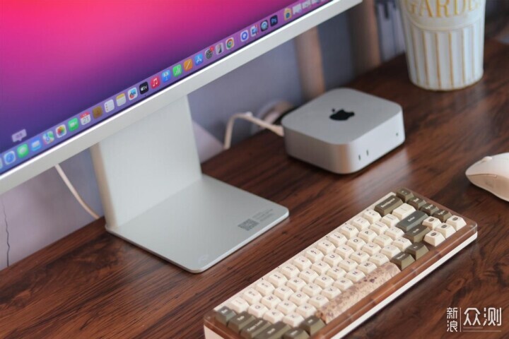 不用萬元的4K果粉屏,用它與Mac mini搭夥絕了_新浪眾測