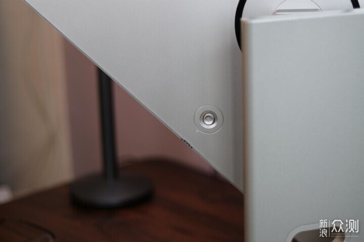 不用萬元的4K果粉屏,用它與Mac mini搭夥絕了_新浪眾測