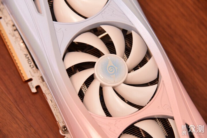 不服來戰,2K王者!AMD RX 9070 GRE首發測試_新浪眾測