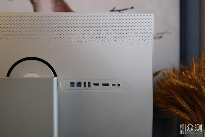 不用萬元的4K果粉屏,用它與Mac mini搭夥絕了_新浪眾測