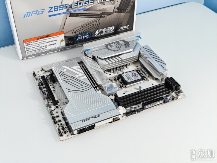 微星MPG A1000GS PCIE5暗黑電源開箱測試_新浪眾測