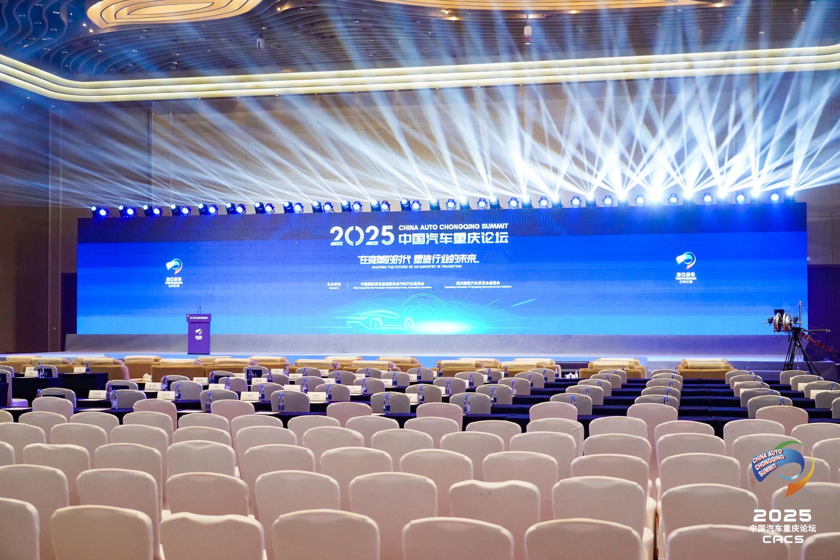 汽车行业靠什么摆脱“内卷”泥潭？