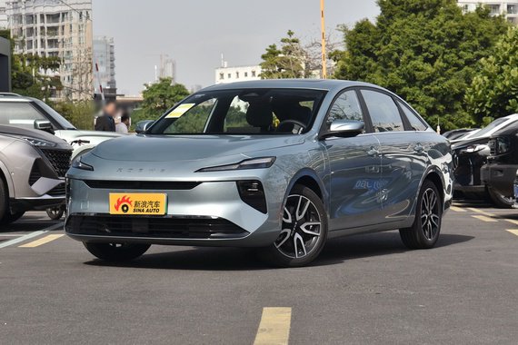 还在纠结买啥车？不如看看荣威D6，全国最高直降2.00万