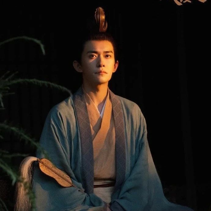 易烊千玺经典角色"李必"客串电视剧《长安的荔枝》，剧照曝光