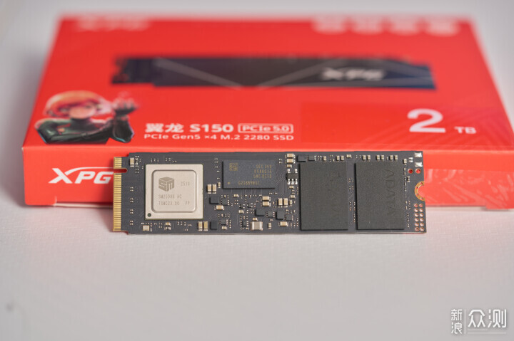 四顆粒大於兩顆粒?XPG翼龍S150 PCIE5.0固態_新浪眾測