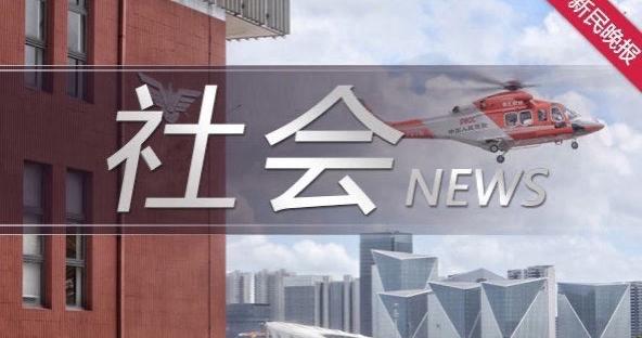 三车路口相撞 两人受伤送医