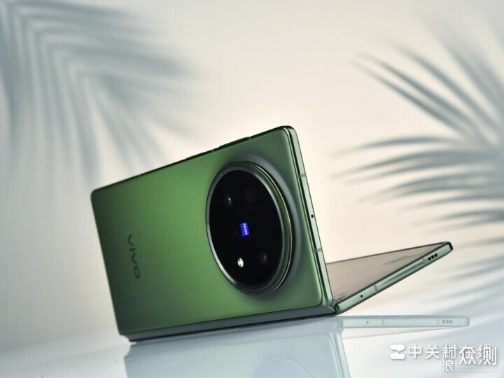 vivo X Fold5即將發佈,側重續航和生態互通_新浪眾測