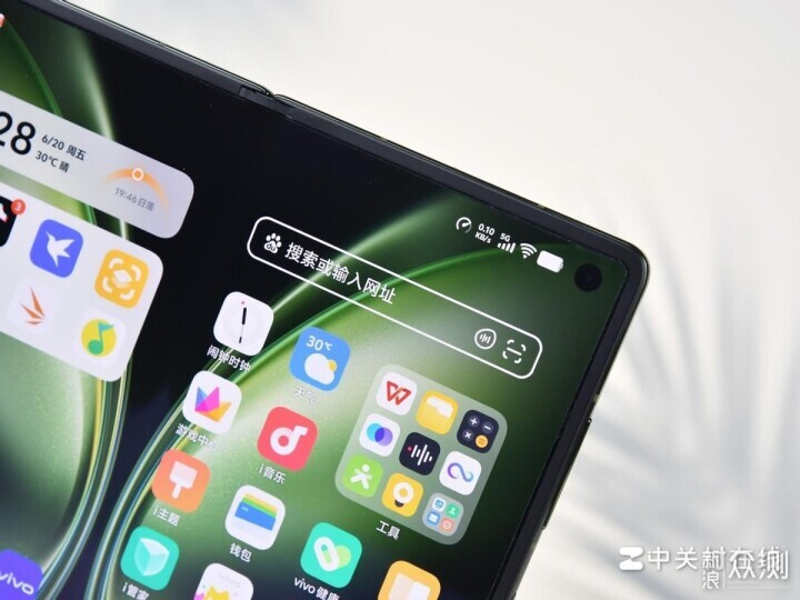 vivo X Fold5即將發佈,側重續航和生態互通_新浪眾測