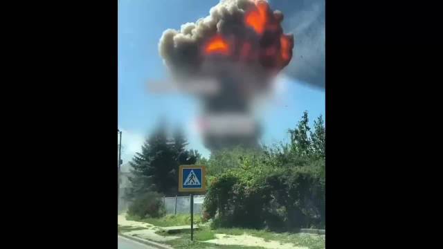 乌第聂伯罗遭导弹袭击