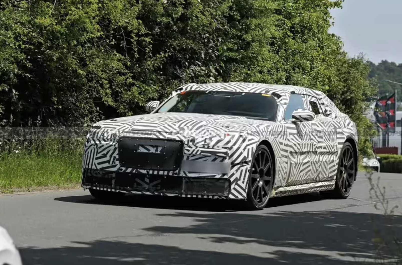 捷豹四门电动GT跑车原型路测图曝光