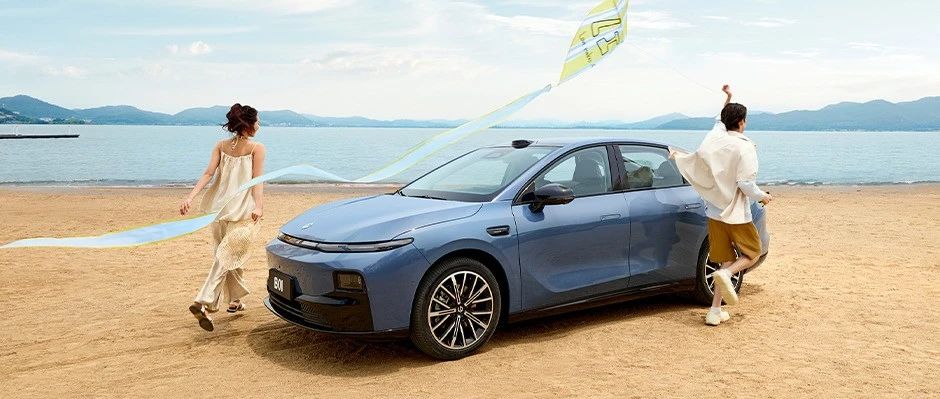 零跑B01上市后，看看专业媒体们怎么评价？