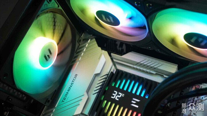 ZALMAN思民 阿爾法ALPHA2 A36水冷_新浪眾測