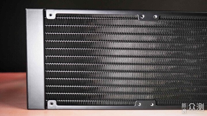 ZALMAN思民 阿爾法ALPHA2 A36水冷_新浪眾測