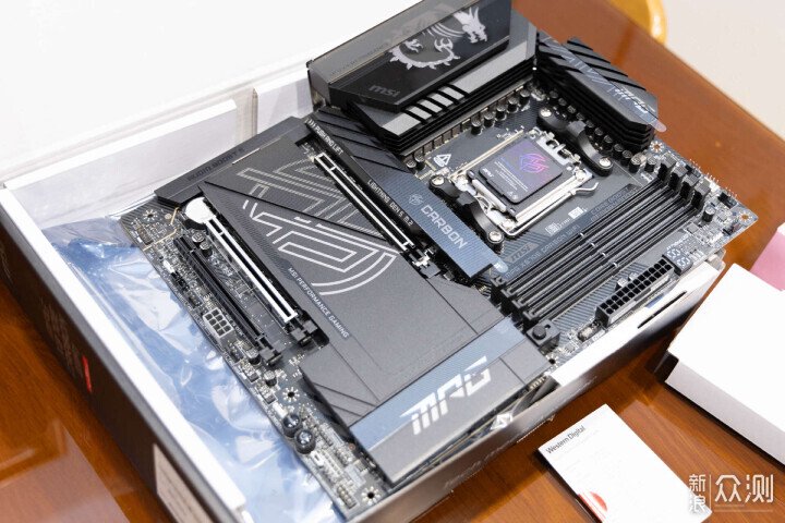 微星MEG Ai1600T PCIE5超神電源開箱_新浪眾測