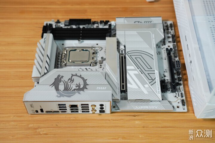 微星新品海景房機箱,MAG PANO 131L PZ WHITE_新浪眾測