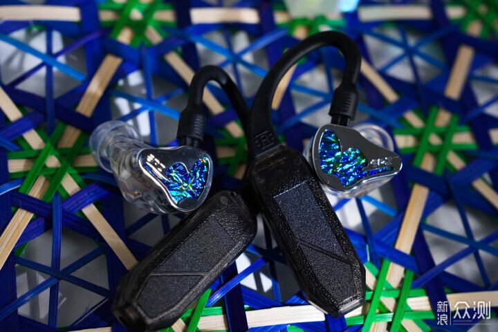 iFi GO pod Air耳掛:音質黨終於可以剪線了?_新浪眾測