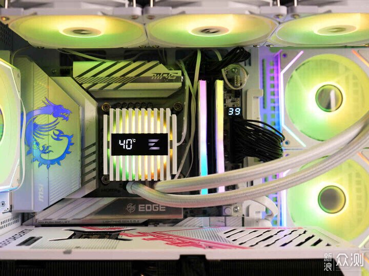 性能強勁,數顯顯示ZALMANALPHA2 A36水冷開箱_新浪眾測