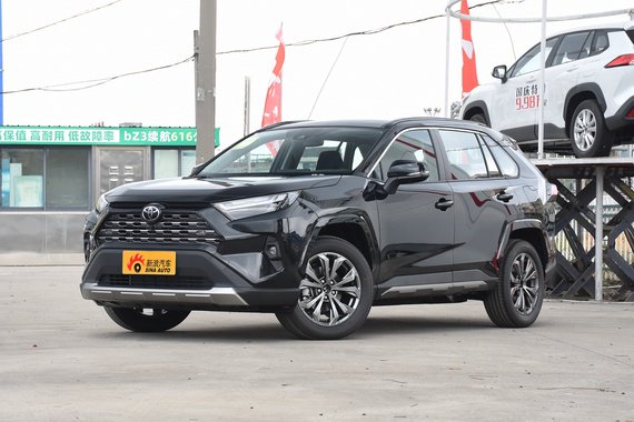 有颜值还有料，内外兼修的丰田RAV4荣放最高直降4.96万啦！