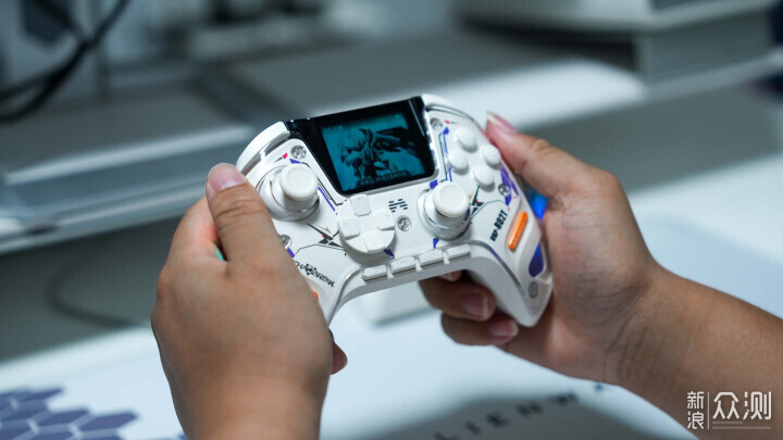 北通鯤鵬50二代如何重新定義遊戲手柄?_新浪眾測