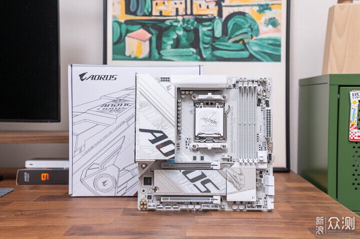 有副屏更個性,閃鱗 G500 裝機展示_新浪眾測
