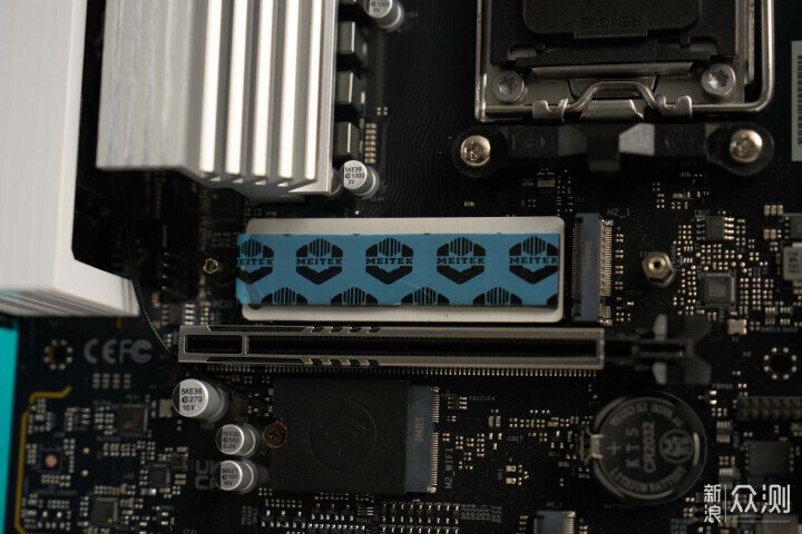 8400F+索泰5060TI XGAMEING裝機2K解像度使用_新浪眾測