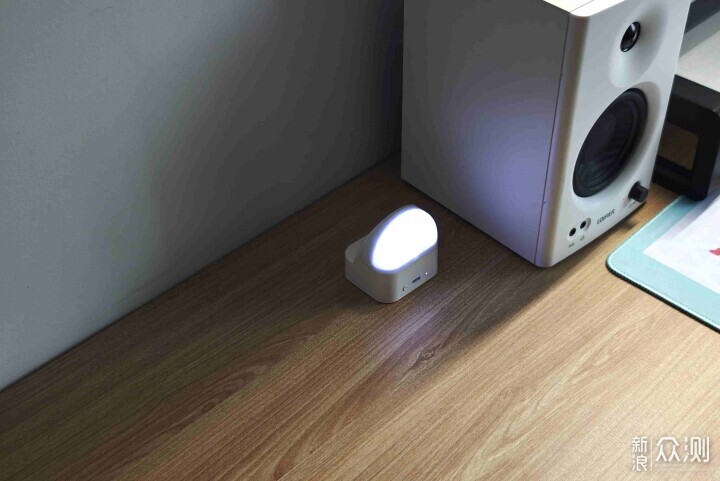 創新科技,Baehug寶護光X8換電青少年電話手錶_新浪眾測