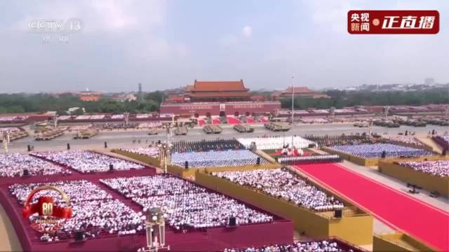 新型察打一体无人机亮相