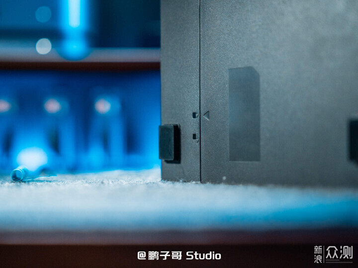 威聯通新品NAS Qu805,家用定價、企業性能_新浪眾測