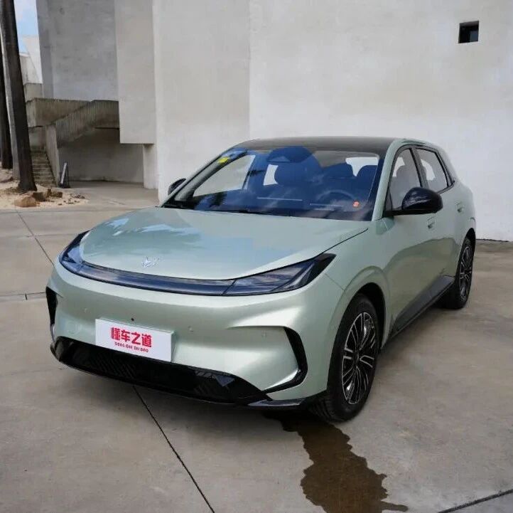 仰望U8L鼎世版、极狐T1、新一代智己LS6 | 一周新车