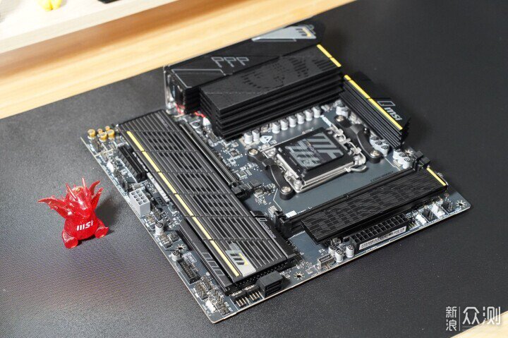 黃牛也來屯主板,微星新品B850MPOWER首發開箱_新浪眾測