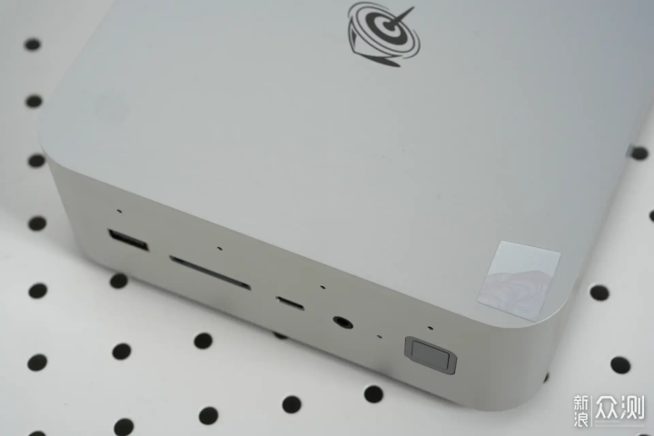零刻GTI15 Ultra迷你主機的AI性能超乎想像_新浪眾測