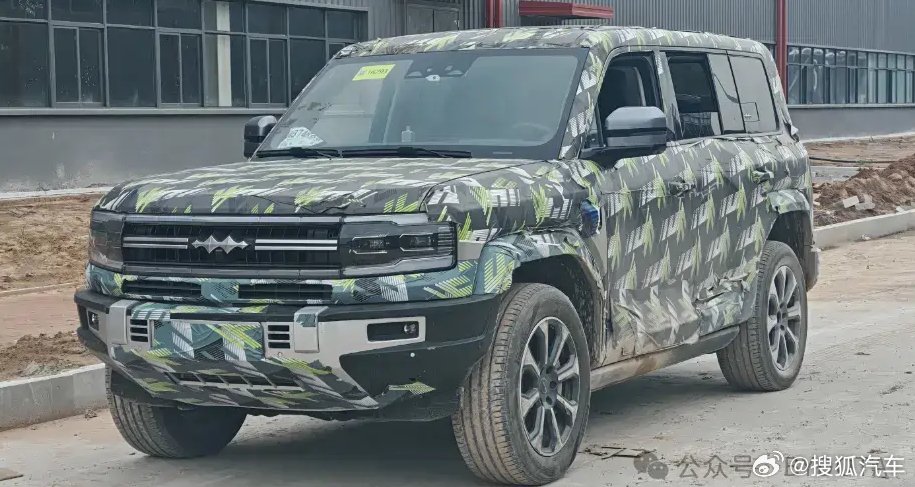 新款方程豹豹5谍照曝光 纯电续航提升至160km