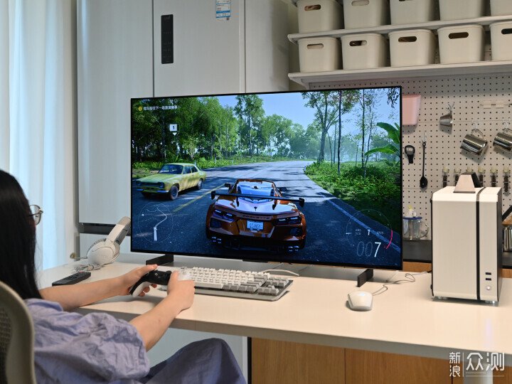 電視當大屏顯示器就是實惠！LG OLED 42C5分享_新浪眾測