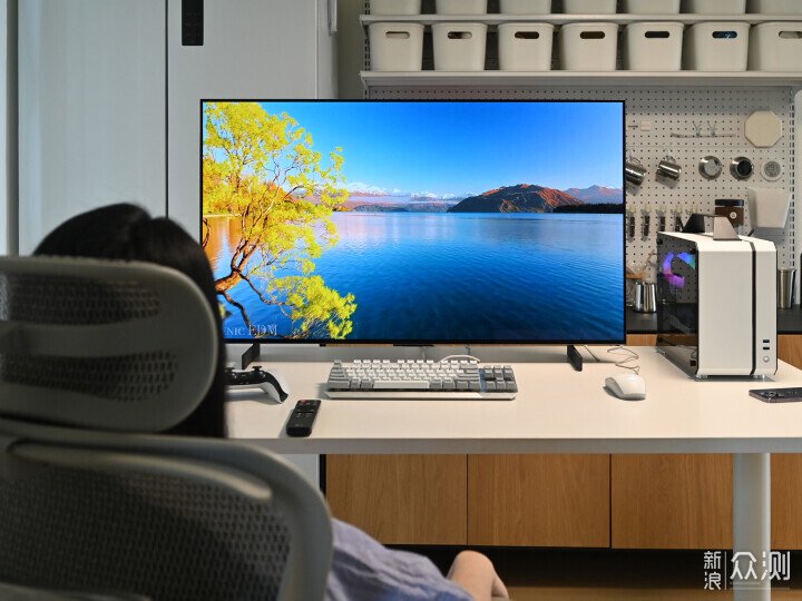 電視當大屏顯示器就是實惠！LG OLED 42C5分享_新浪眾測