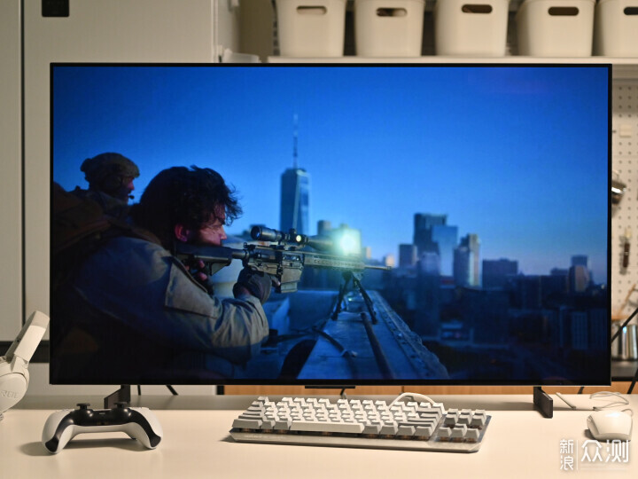 電視當大屏顯示器就是實惠！LG OLED 42C5分享_新浪眾測