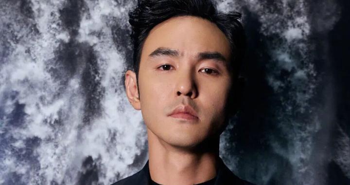 42岁演员阮经天恋情曝光，与小20岁女友交往超一年，女方是大陆富家千金，经纪人回应