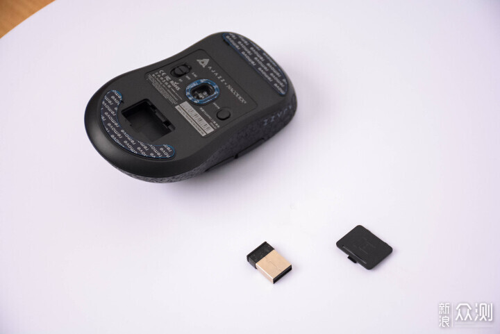 碳纖維材質+雙8K+3395傳感器:黑爵T520PRO_新浪眾測