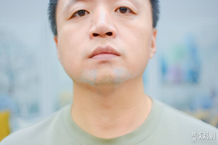 未野往複式剃鬚刀測評:首款迷你五刀頭_新浪眾測