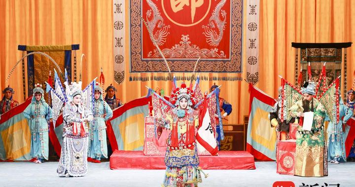 “梅花奖”得主王艳担纲主演 泰州梅兰芳京剧团复排《穆桂英挂帅》上演