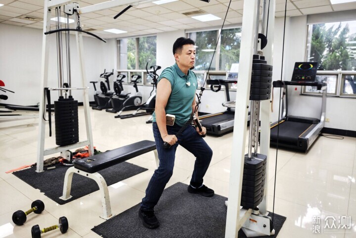 超高音質+雙模+多功能:西聖小蜜蜂擴音器_新浪眾測