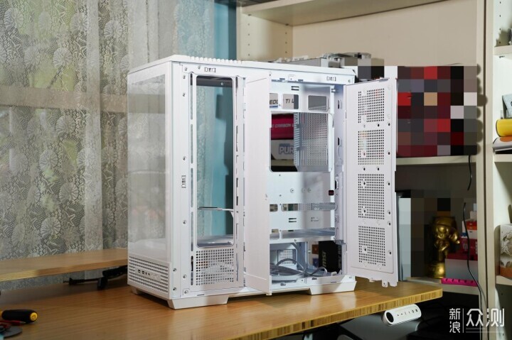 打造漂亮和性能兼具的電腦用技嘉Z890冰雕主板_新浪眾測
