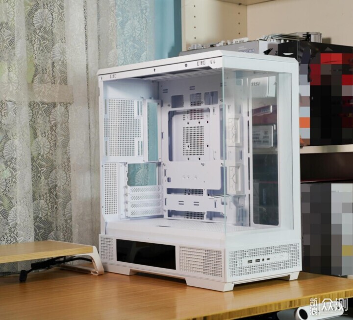 打造漂亮和性能兼具的電腦用技嘉Z890冰雕主板_新浪眾測