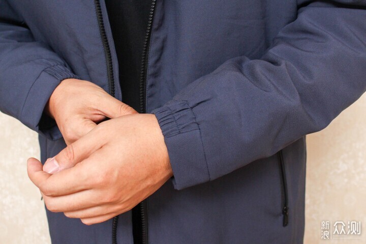 單導動態C80棉衣,冷熱隨心切換的溫控外套_新浪眾測