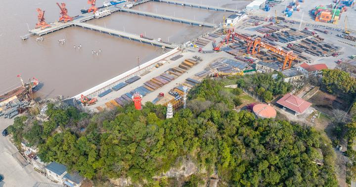 浙江台州：游“牛头烟雨” 赏山海画卷