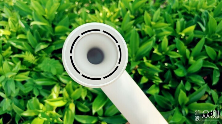 告別烘烤,擁抱清風,體驗米家高速吹風機_新浪眾測